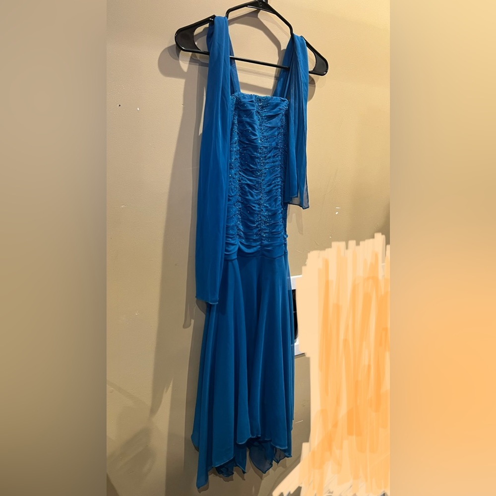 Blue dress